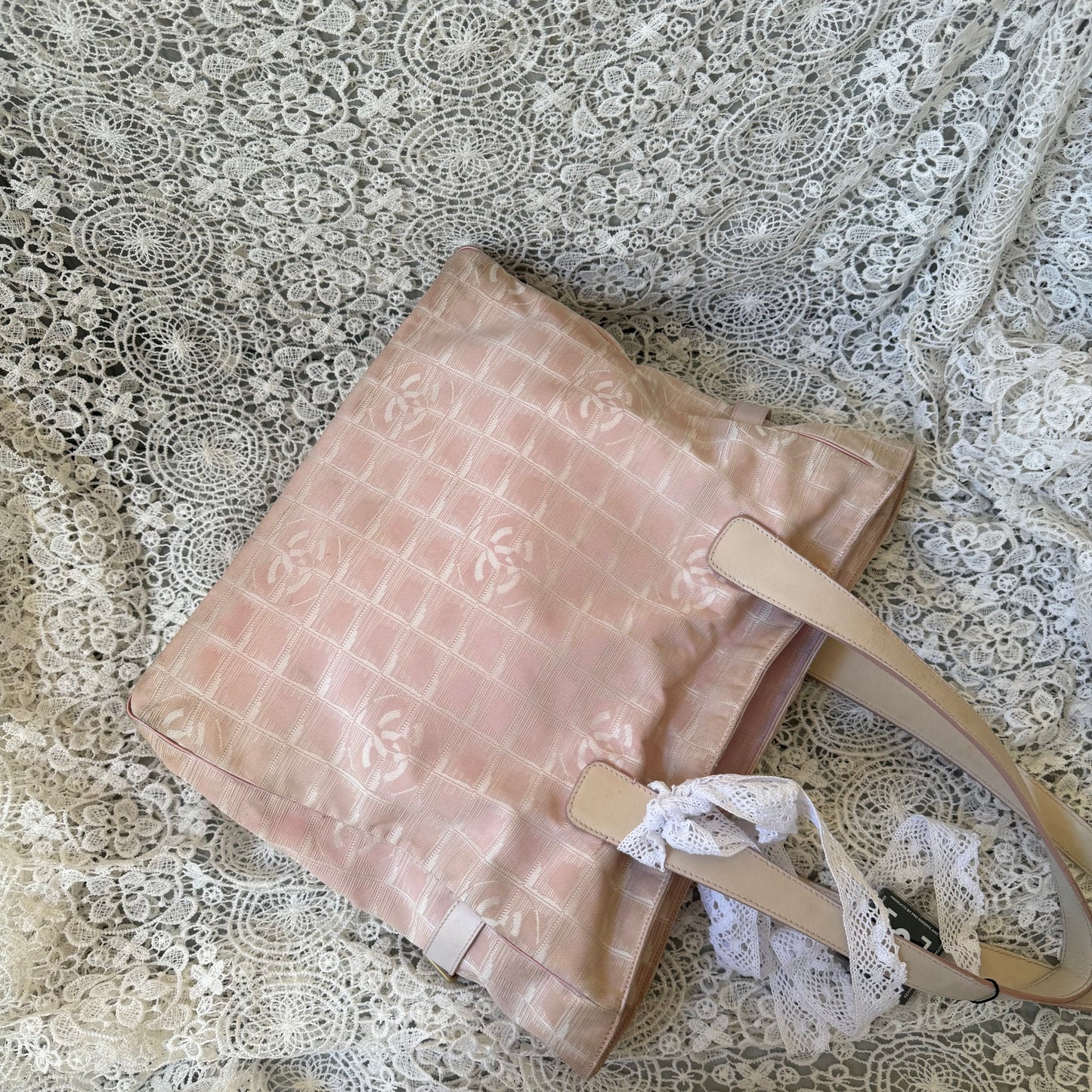 xovintage chanel travel line baby pink large tote bag - Tote Bags