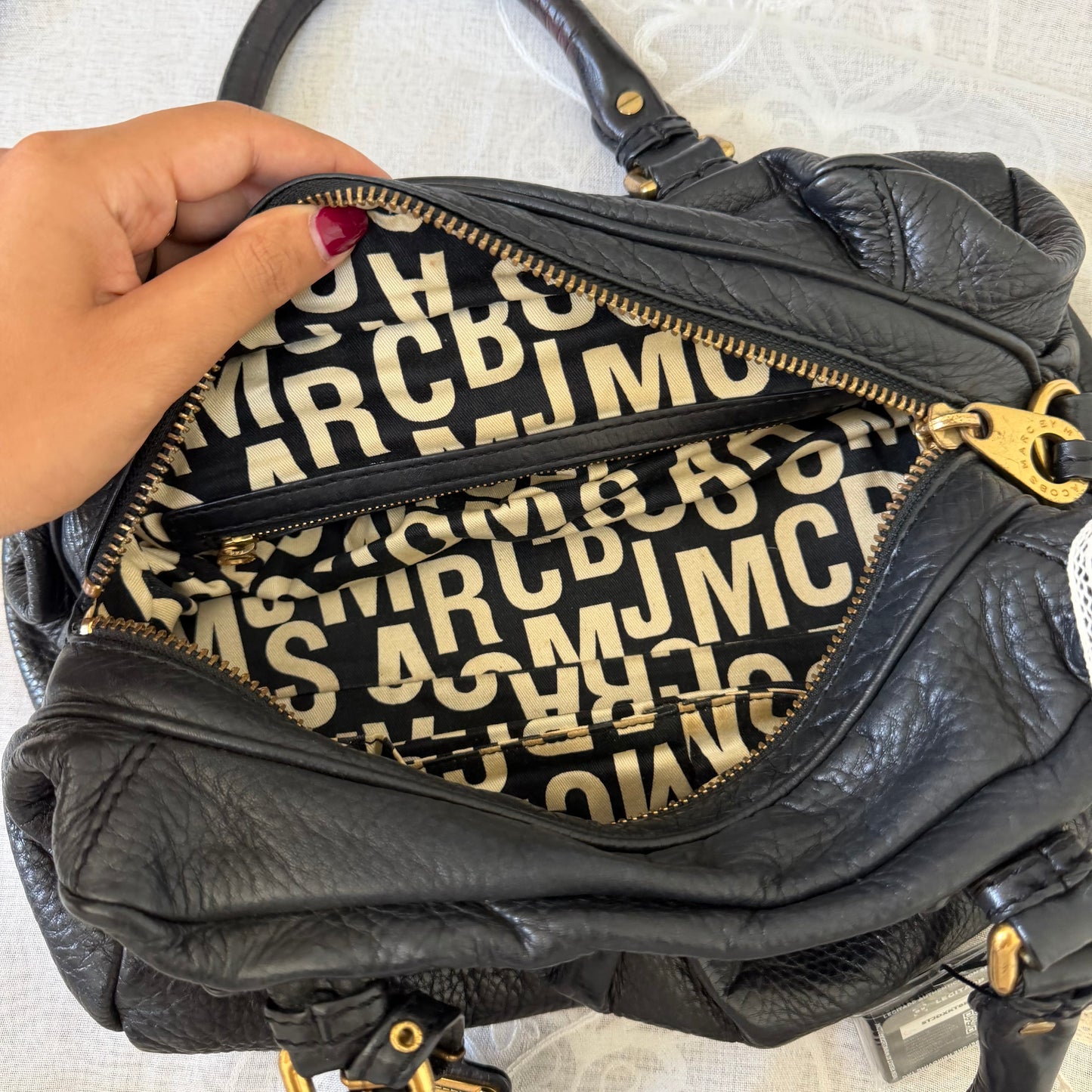 xovintage marc by marc jacobs black vintage groovee bag - Handbags