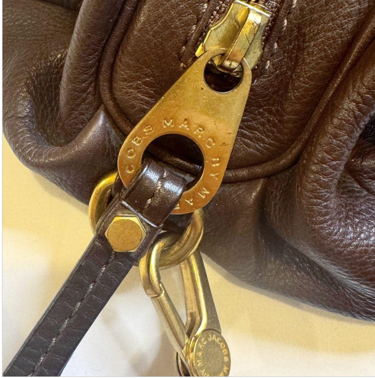 marc by marc jacobs vintage baby groovee bag in chocolate brown