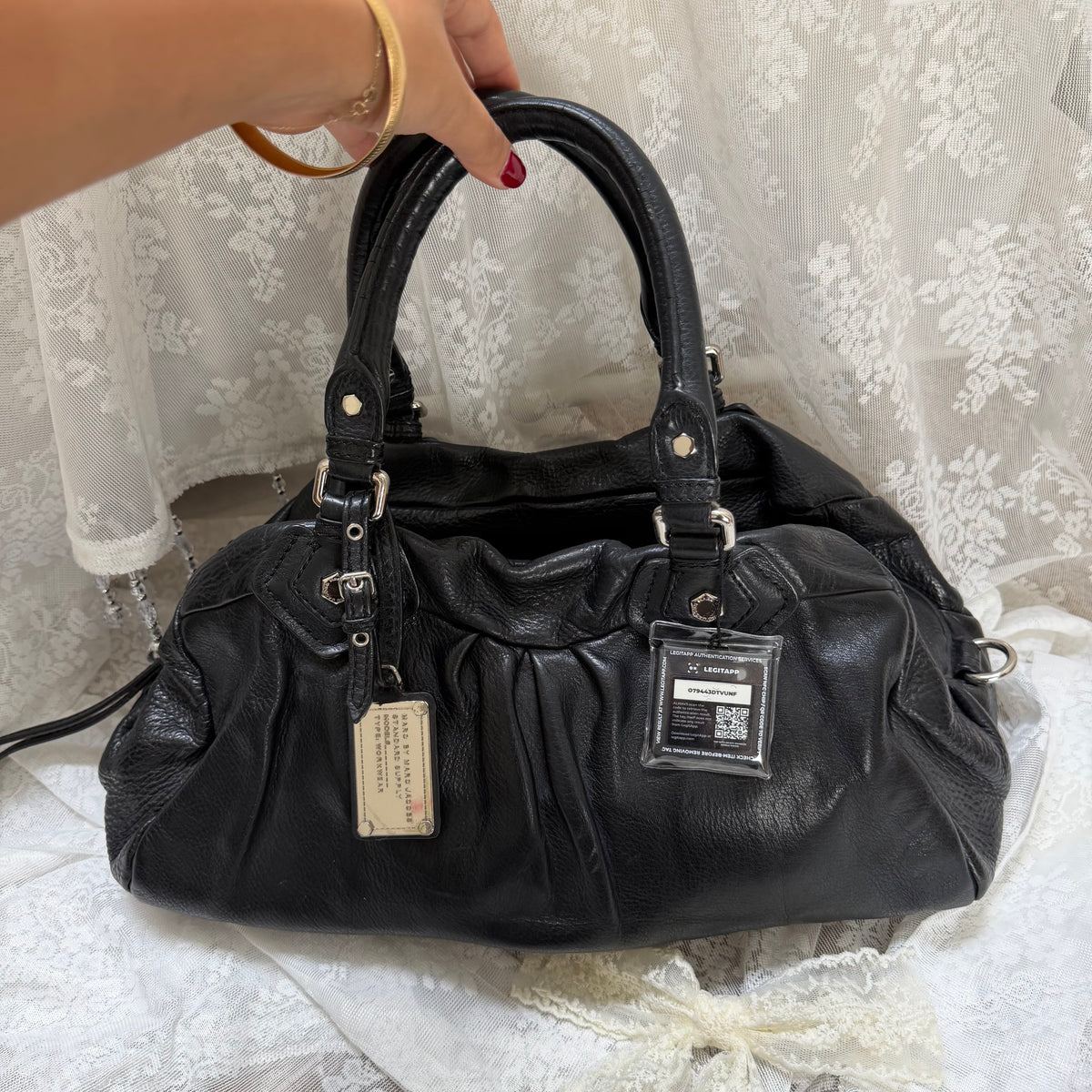 MARC BY MARC JACOBS VINTAGE CLASSIC Q GROOVEE BAG (SILVER HARDWARE)