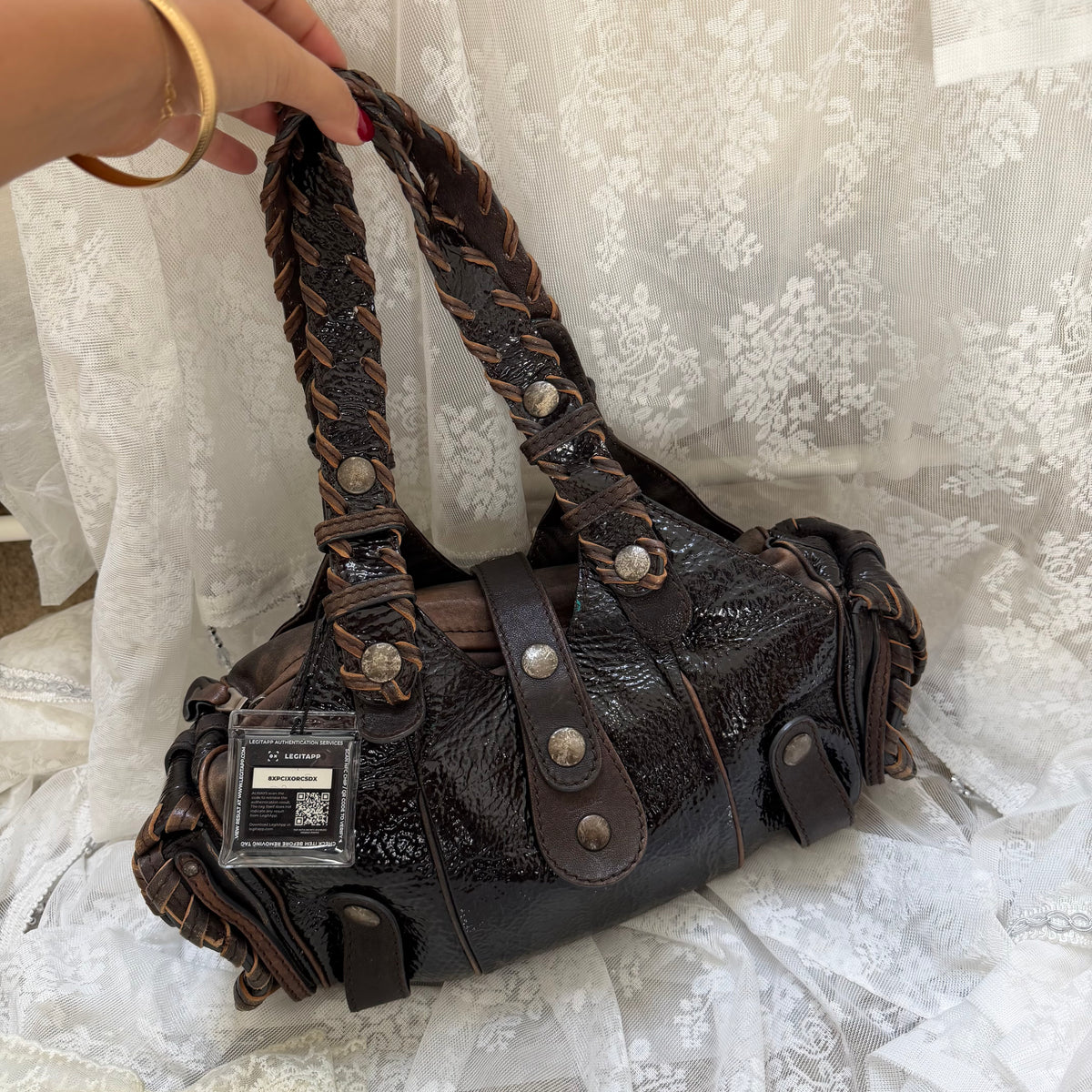 CHLOE VINTAGE SILVERADO BAG IN PATENT LEATHER