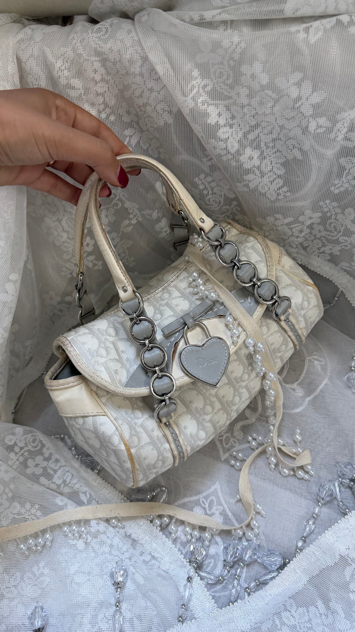 xovintage Pre-loved DIOR small 2000S ROMANTIC HEART-CHARM SHOULDER BAG - Handbags