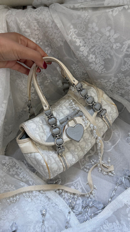 xovintage Pre-loved DIOR small 2000S ROMANTIC HEART-CHARM SHOULDER BAG - Handbags