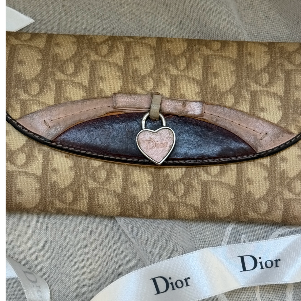 dior romantique heart detail vintage clutch wallet