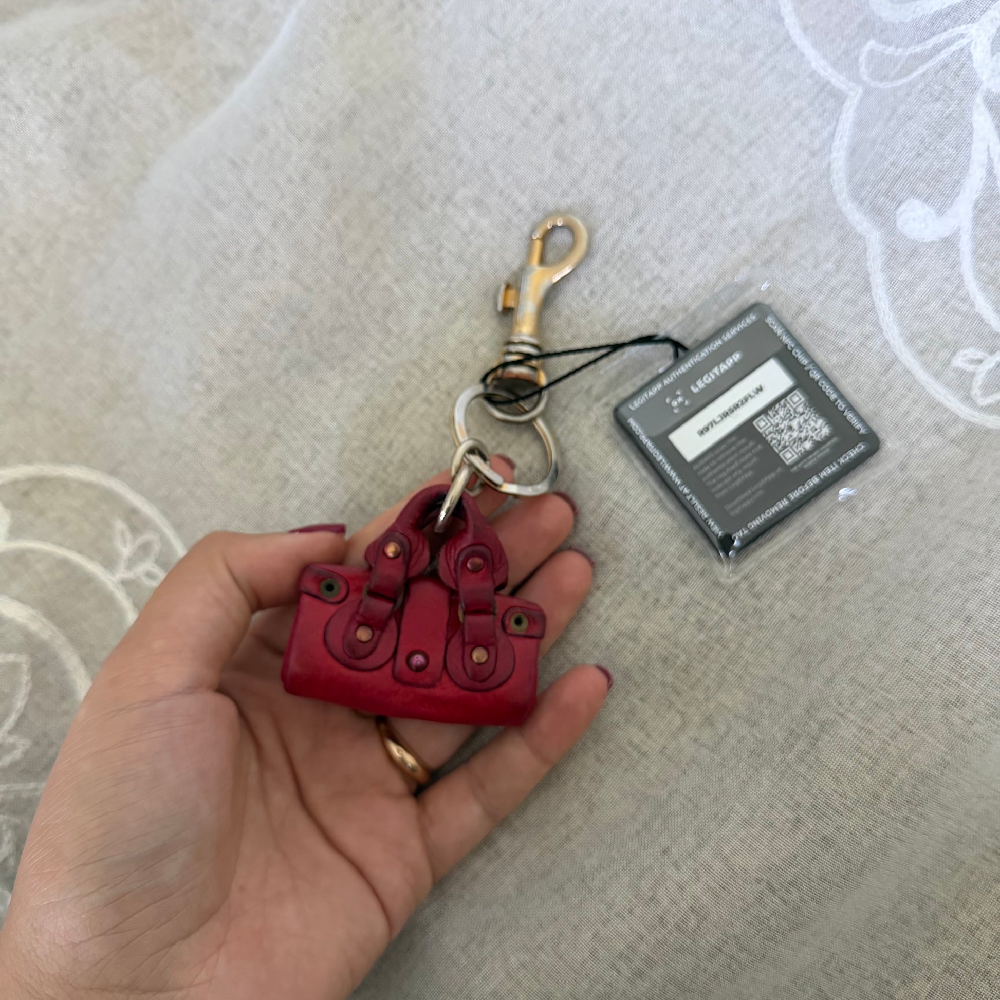 xovintage Chloé vintage 2000s keychain in red - Keychains