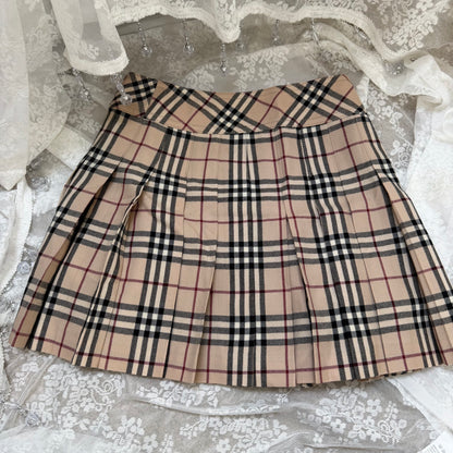 BURBERRY CLASSIC PLEATED VINTAGE MINI SKIRT, X-SMALL