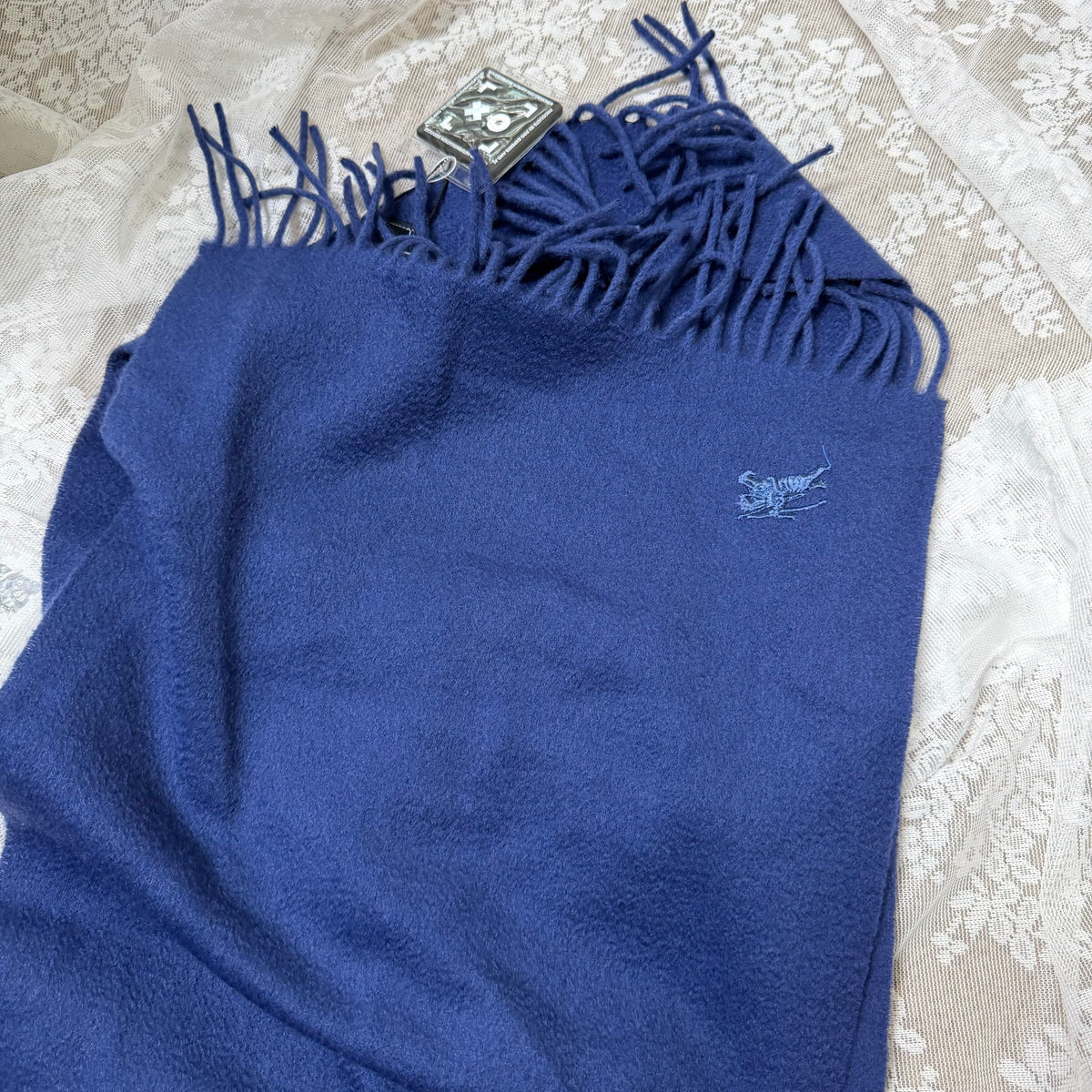 burberry 90s vintage 100% cashmere scarf in blue