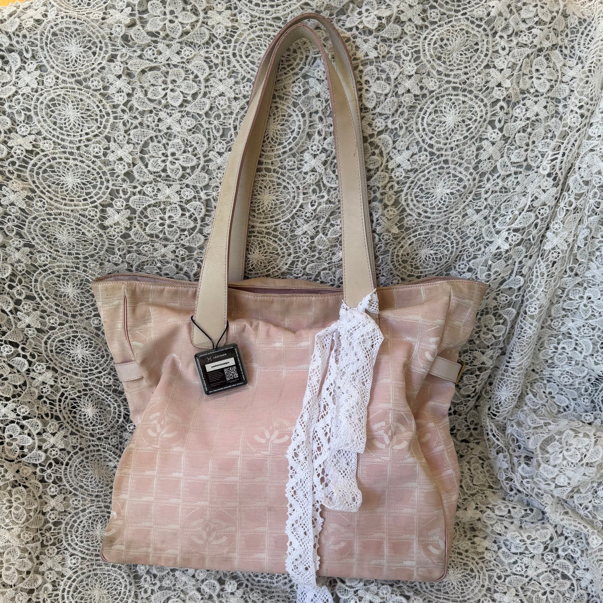 xovintage chanel travel line baby pink large tote bag - Tote Bags