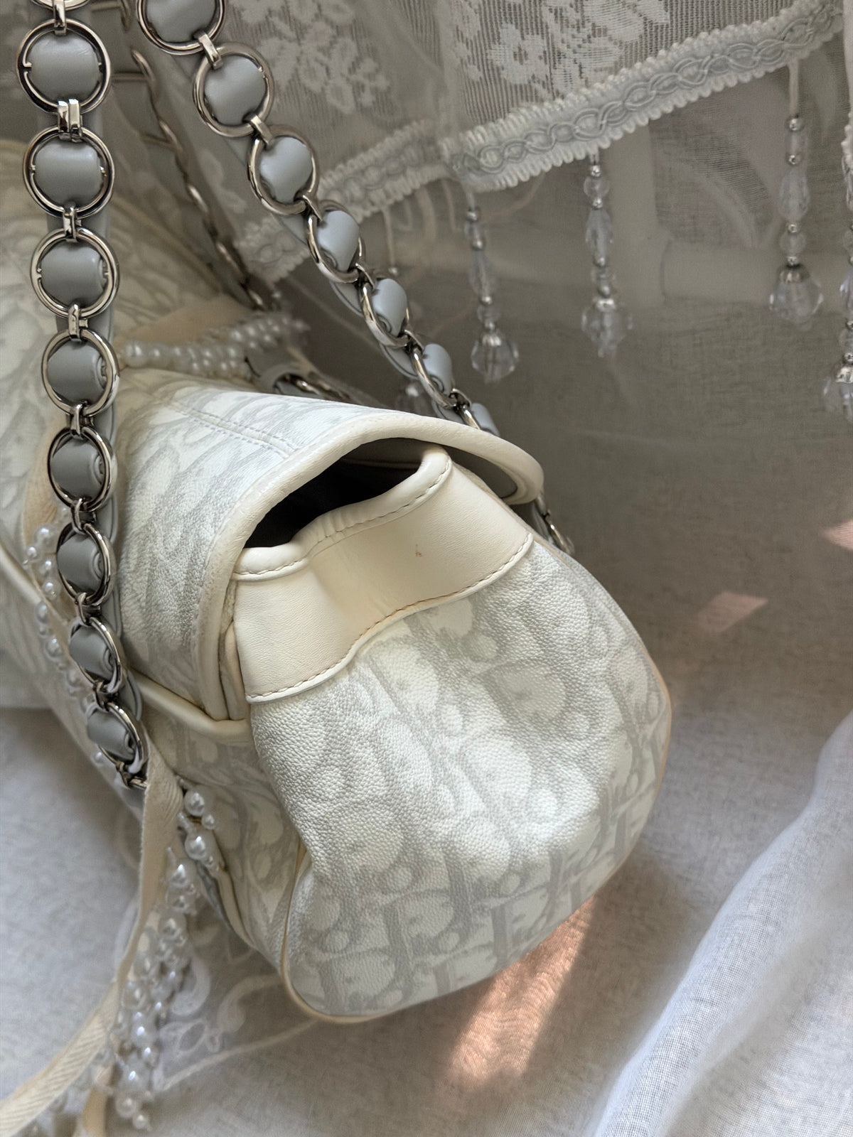 xovintage VINTAGE DIOR 2000S ROMANTIC HEART-CHARM SHOULDER BAG - Handbags