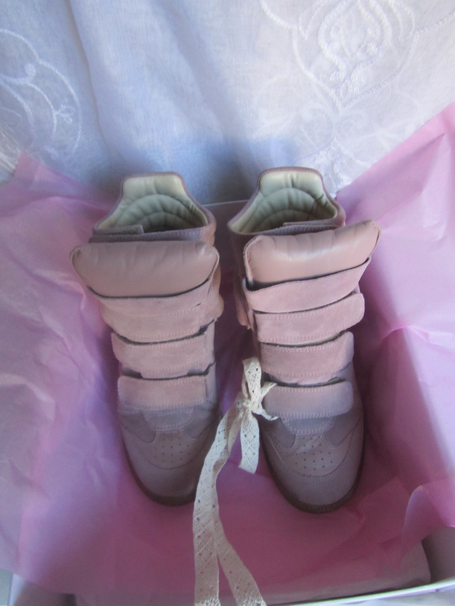 pre loved isabel marant pink beckett sneakers