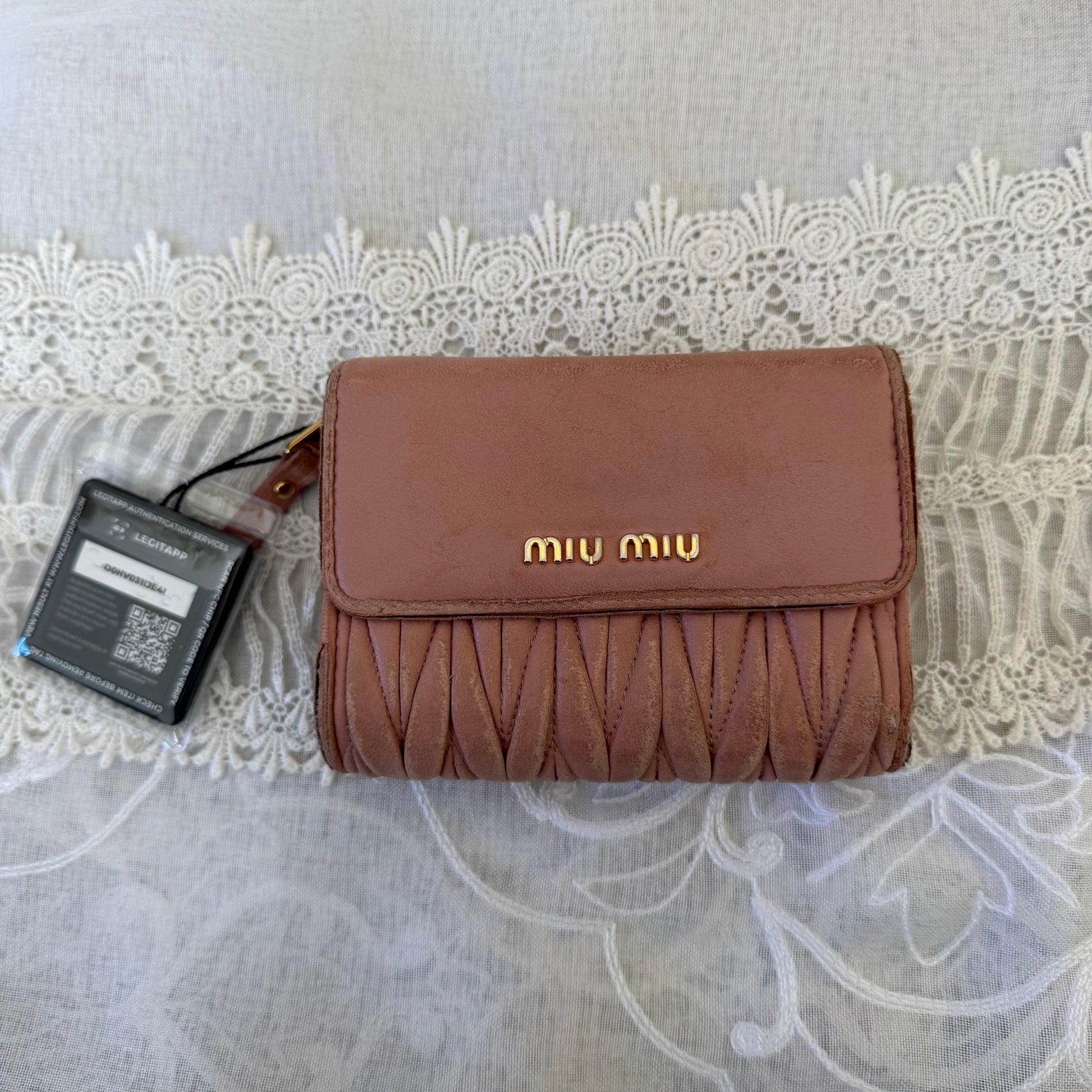 xovintage miu miu girly leather vintage wallet - Wallets