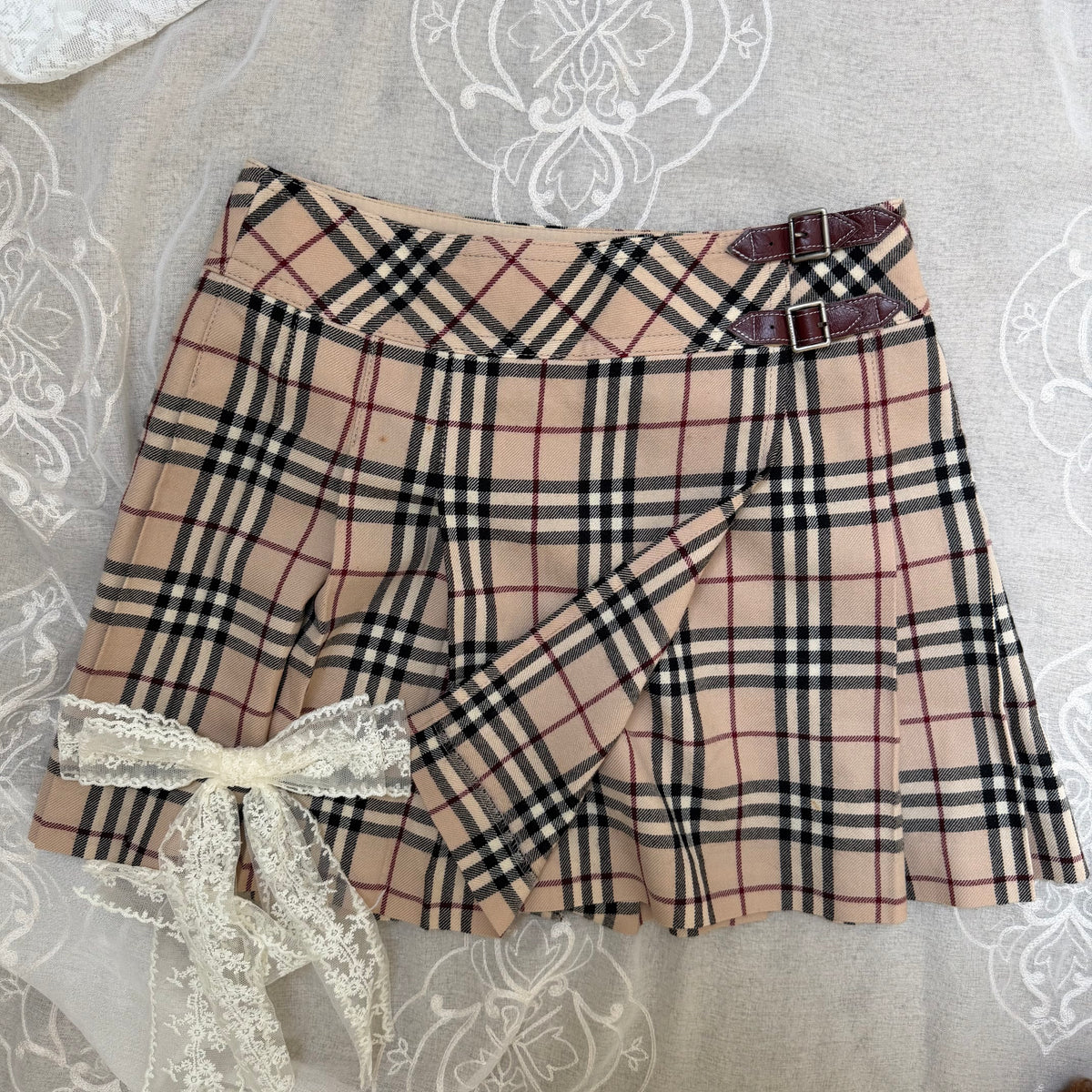 xovintage BURBERRY CLASSIC PLEATED VINTAGE MINI SKIRT, SMALL - Clothing