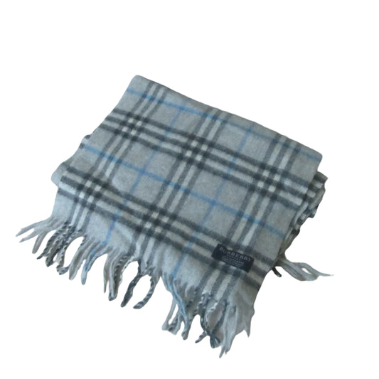 burberry 100% cashmere baby blue scarf
