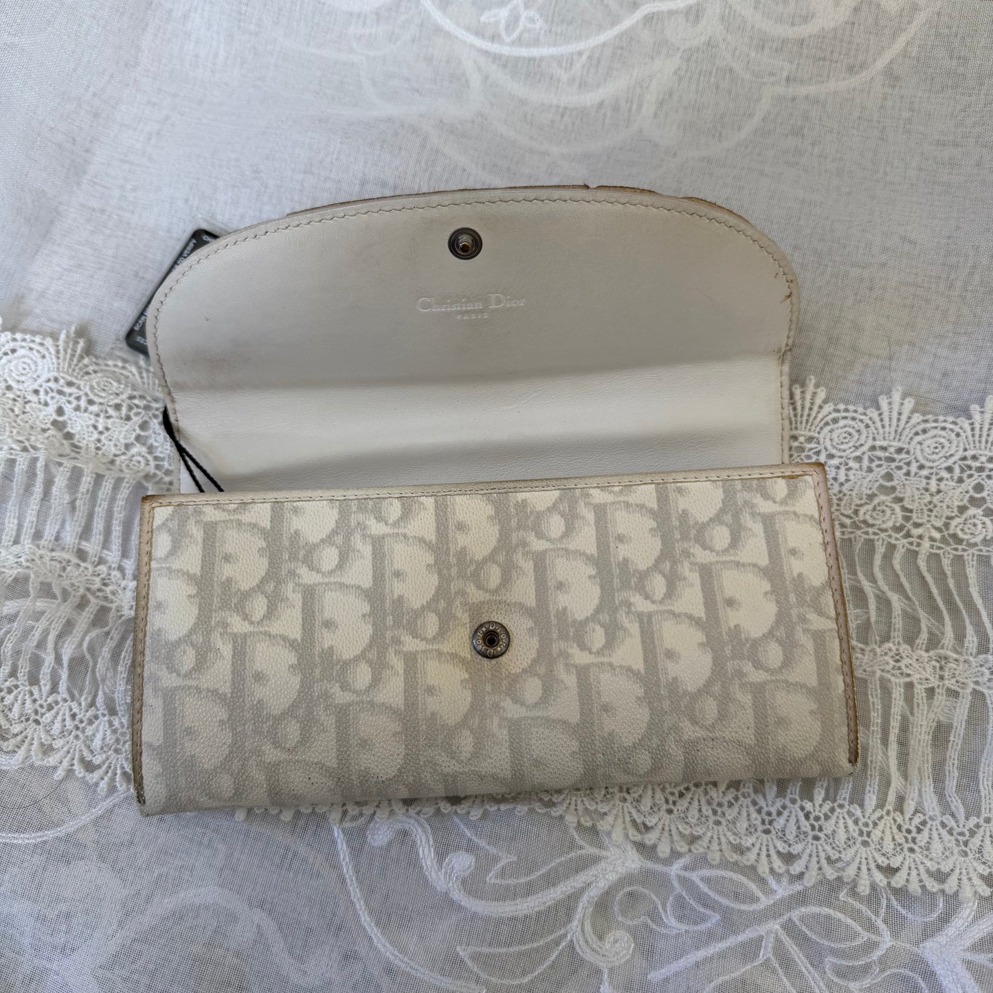xovintage dior romantique heart detail vintage clutch wallet - Wallets