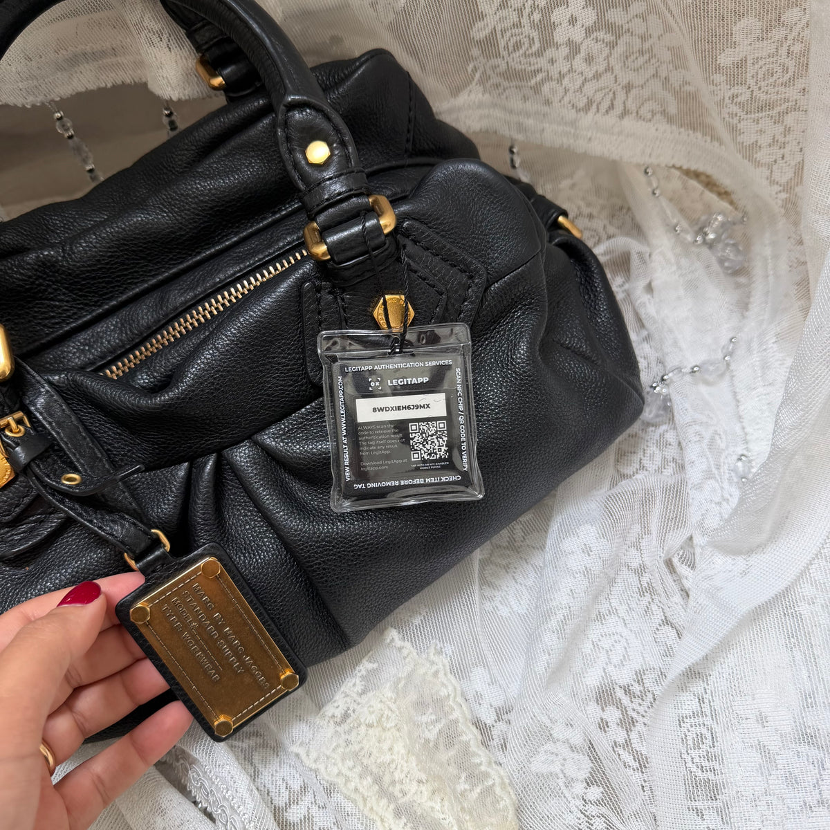 MARC BY MARC JACOBS BLACK VINTAGE CLASSIC Q GROOVEE BAG