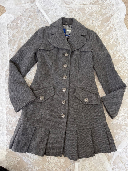 burberry blue label vintage grey cutesy pleated flirty dress coat (36, XS)