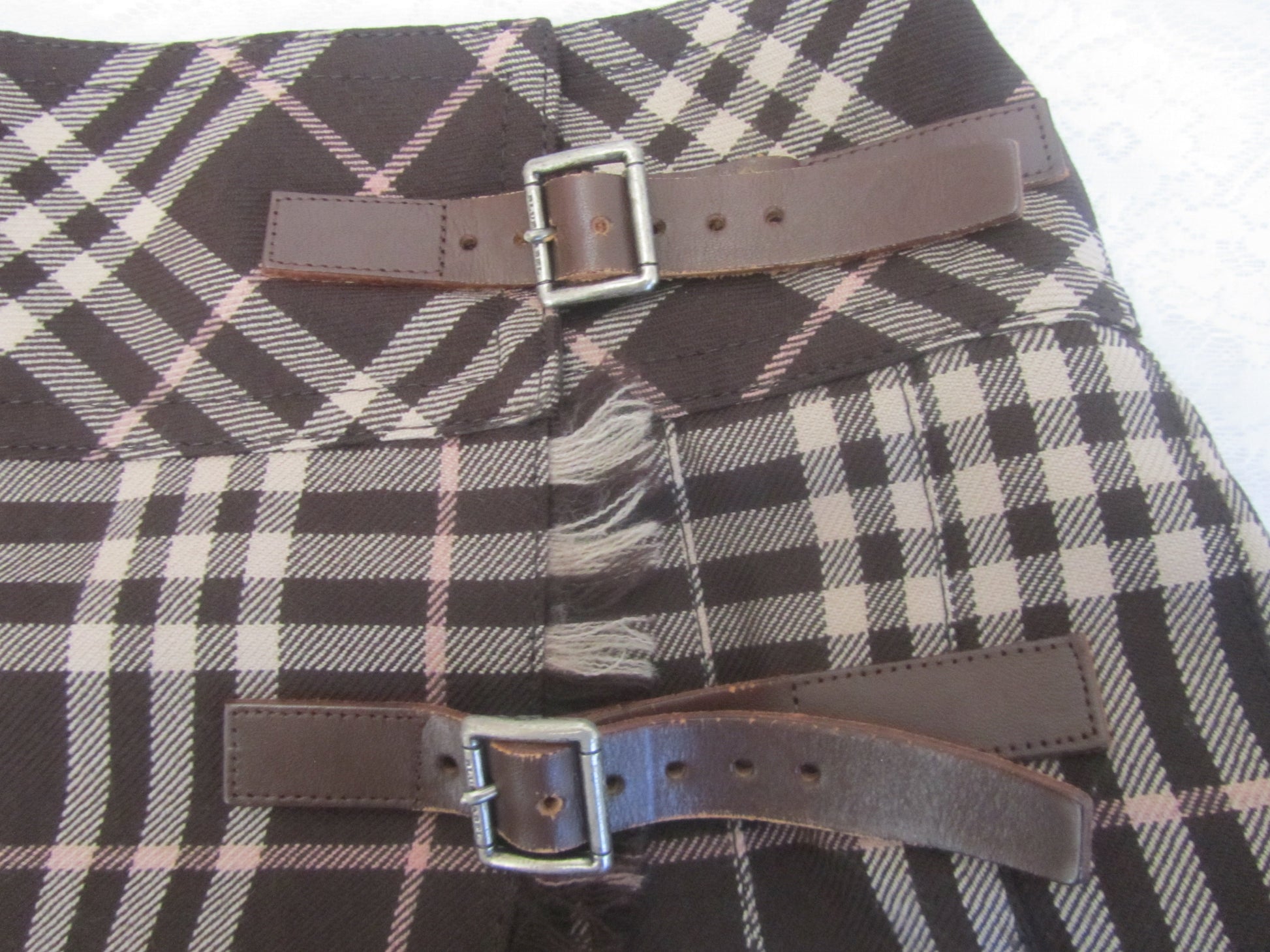 xovintage burberry blue label iconic vintage mini skirt in brown x pink (size 36) cosmopolitan vintage
