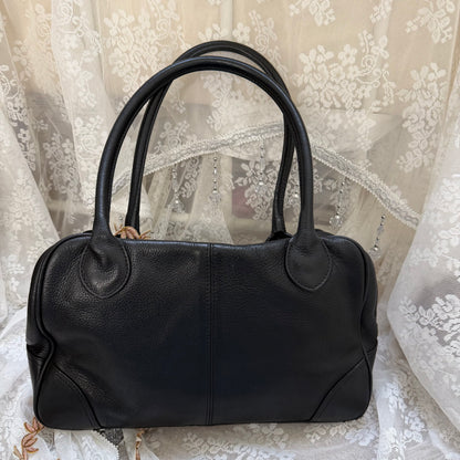 vintage mulberry shoulder bag in black