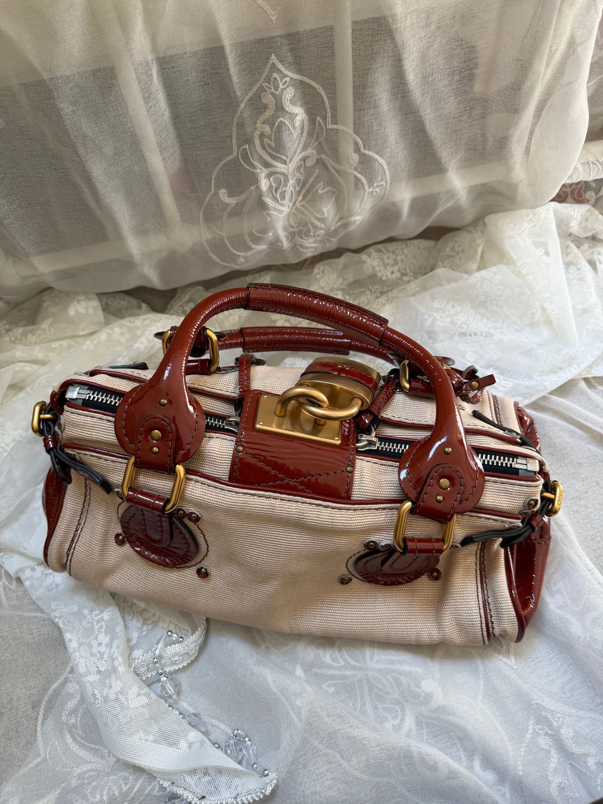 xovintage VINTAGE CHLOE PADDINGTON BAG IN BEIGE CANVAS X PATENT LEATHER - Handbags