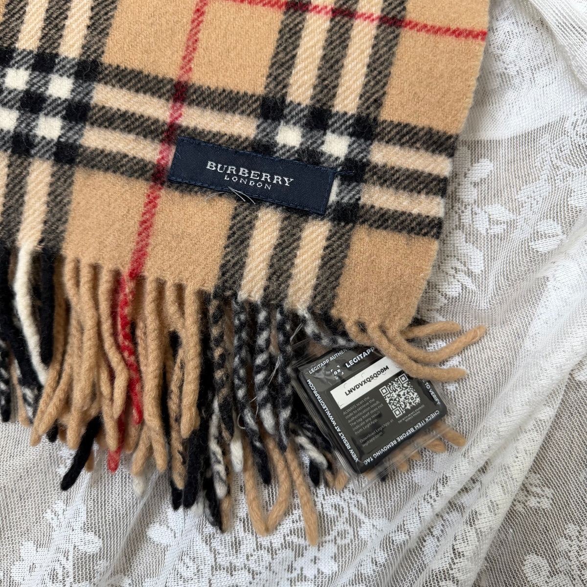 burberry vintage brown 100% wool oversized shawl