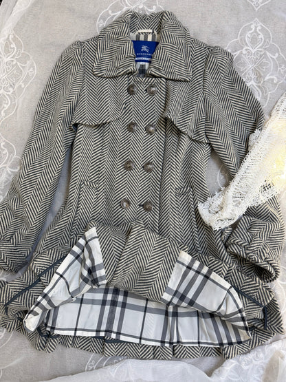 xovintage burberry blue label vintage pleated flirty dress coat w herringbone detail (S, 38) - Overcoats