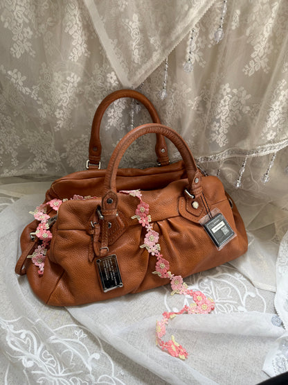MARC BY MARC JACOBS VINTAGE CLASSIC Q GROOVEE BAG IN TOFFEE