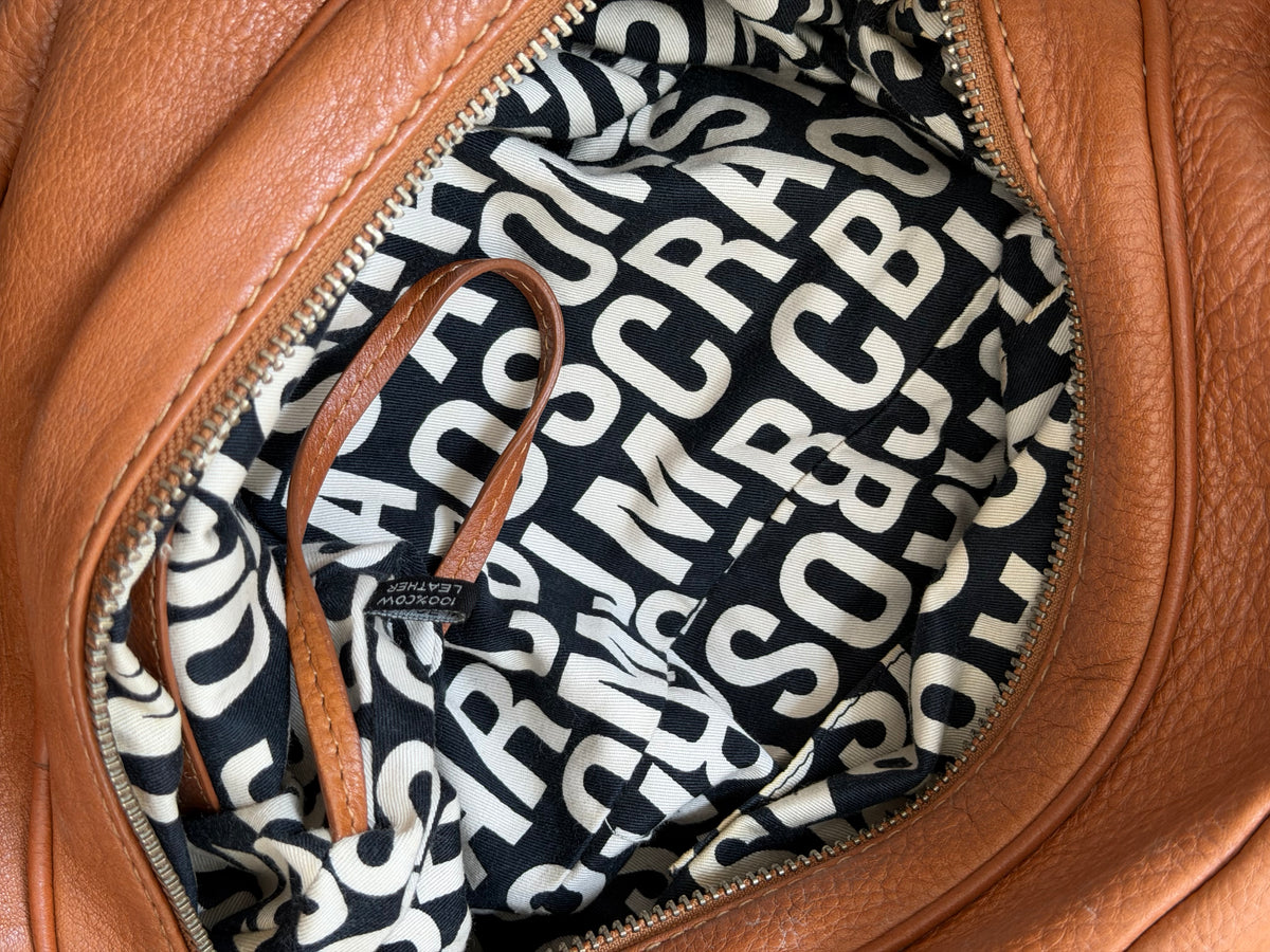 MARC BY MARC JACOBS VINTAGE CLASSIC Q GROOVEE BAG IN TOFFEE