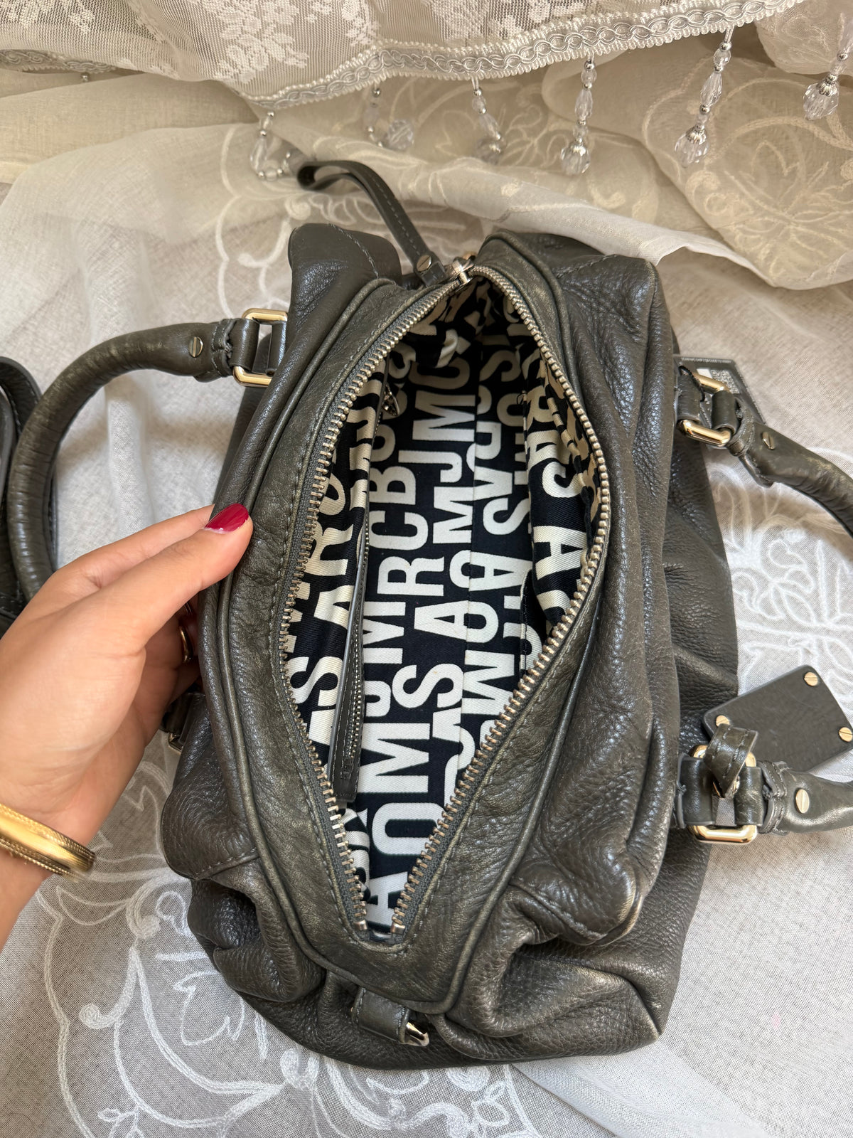 MARC BY MARC JACOBS VINTAGE CLASSIC Q GROOVEE BAG