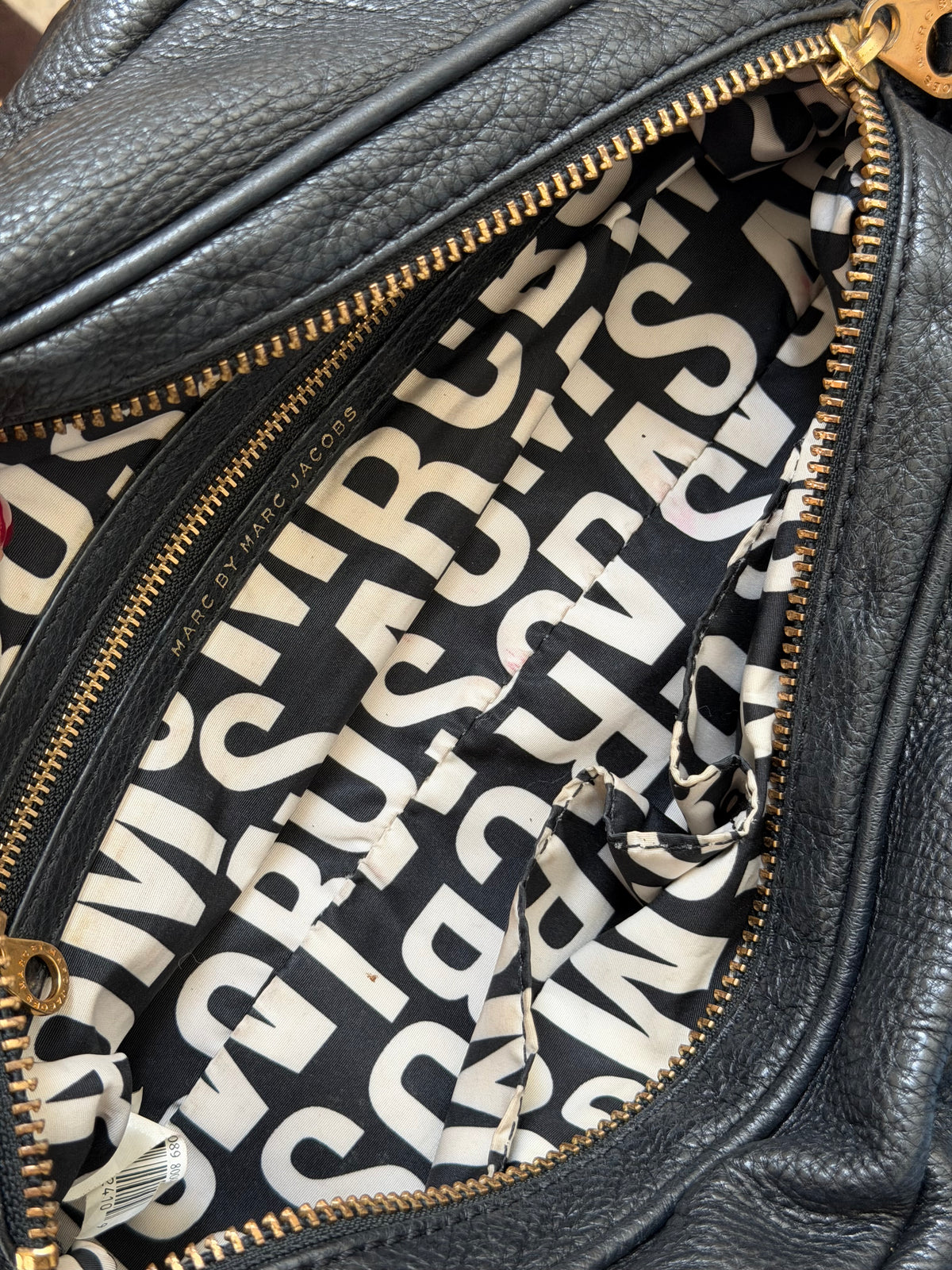 xovintage MARC BY MARC JACOBS BLACK VINTAGE CLASSIC Q GROOVEE BAG - Handbags