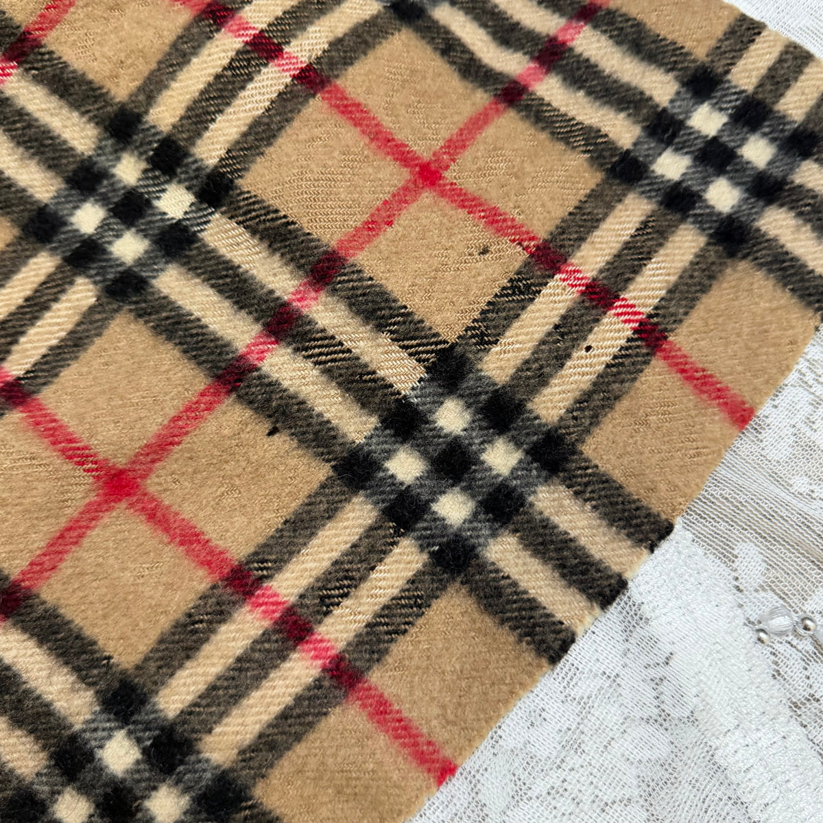 burberry vintage 90s classic print 100% cashmere scarf