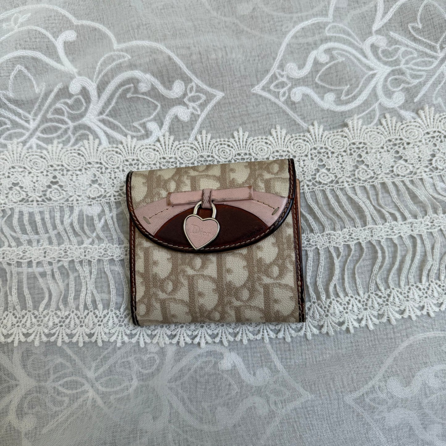 xovintage dior vintage romantique bi-fold wallet - Wallets