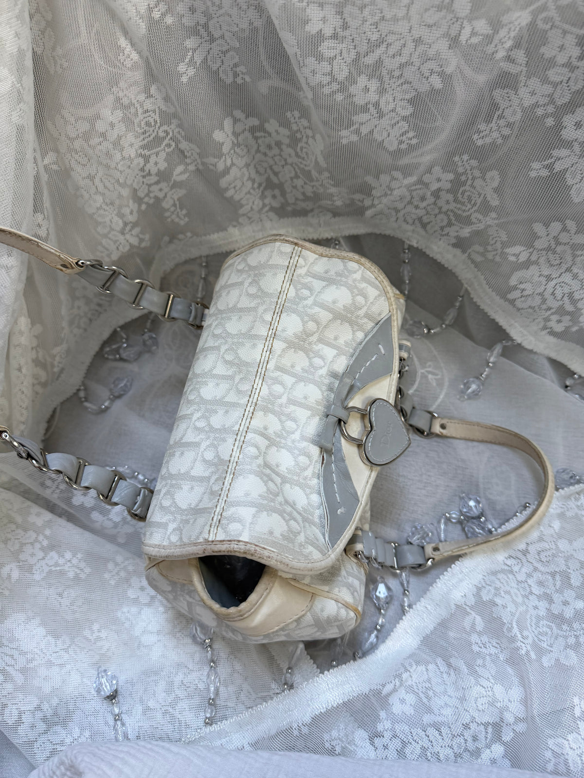 xovintage Pre-loved DIOR small 2000S ROMANTIC HEART-CHARM SHOULDER BAG - Handbags