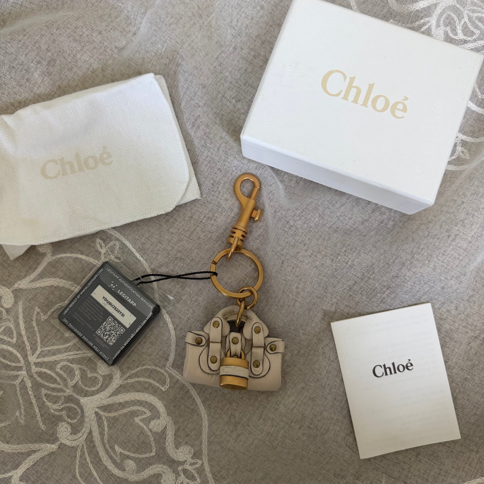 xovintage Chloé vintage 2000s keychain in ivory - Keychains