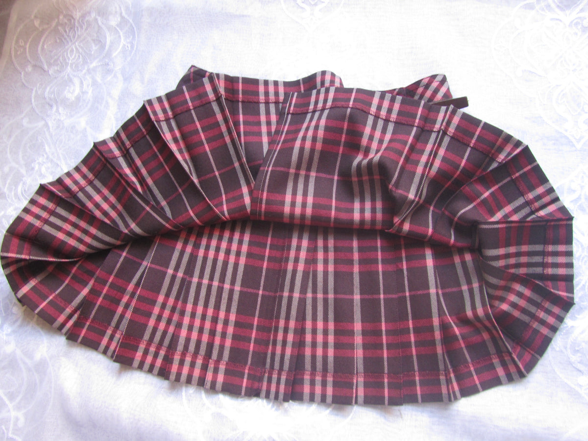 PRE-LOVED BURBERRY BLUE LABEL BURGUNDY PLEATED MINI SKIRT (38, S)