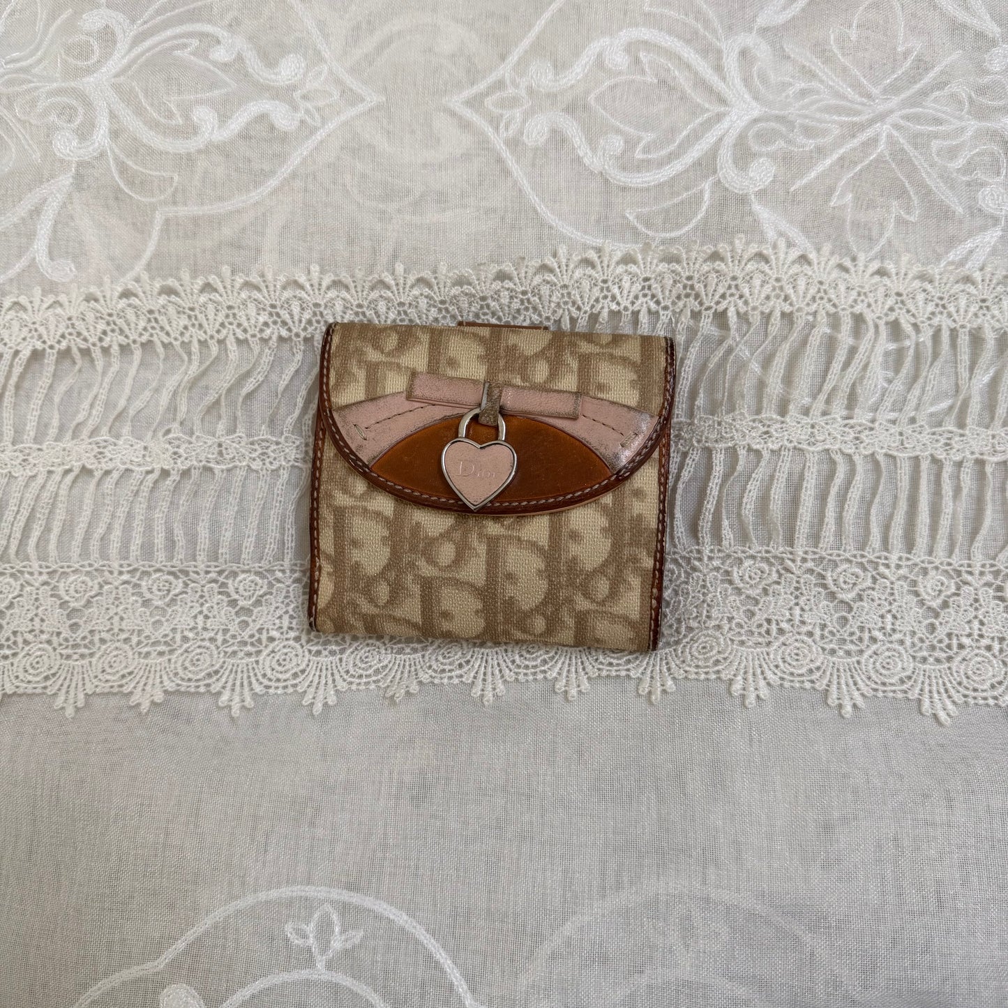 xovintage dior vintage romantique bi-fold wallet - Wallets
