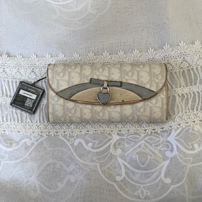 xovintage dior romantique heart detail vintage clutch wallet - Wallets