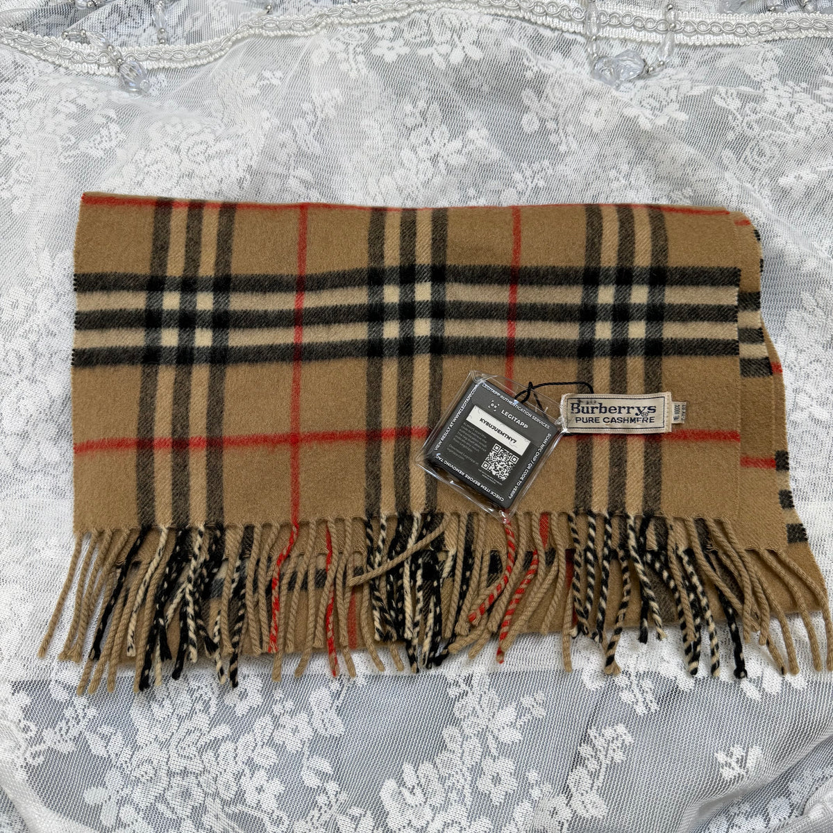 burberry vintage 90s classic 100% cashmere scarf