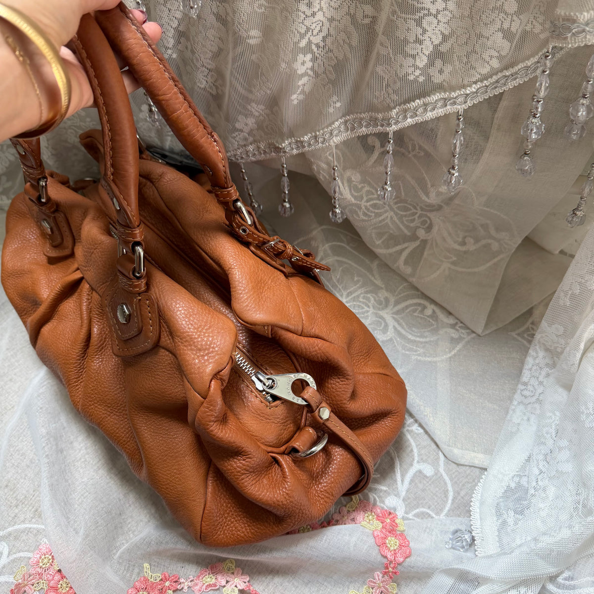 MARC BY MARC JACOBS VINTAGE CLASSIC Q GROOVEE BAG IN TOFFEE