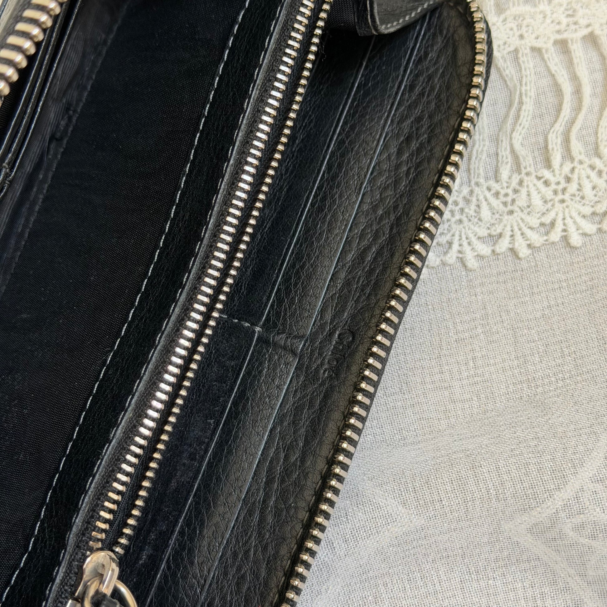 xovintage Chloé vintage clutch wallet in black -