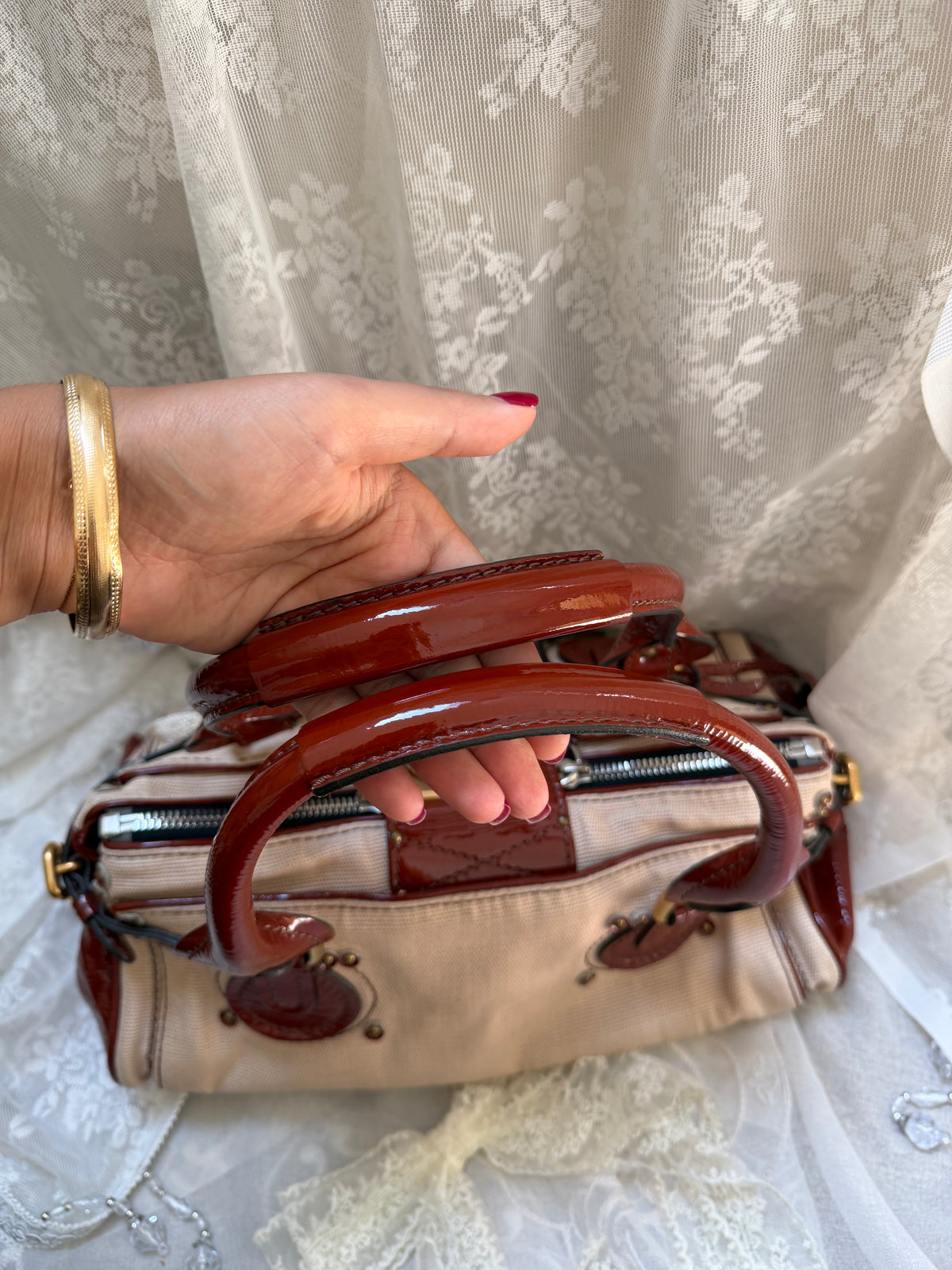 xovintage VINTAGE CHLOE PADDINGTON BAG IN BEIGE CANVAS X PATENT LEATHER - Handbags