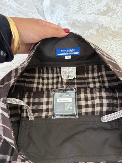 xovintage BURBERRY DARK BROWN PLEATED VINTAGE MINI SKIRT (38, s) - Clothing