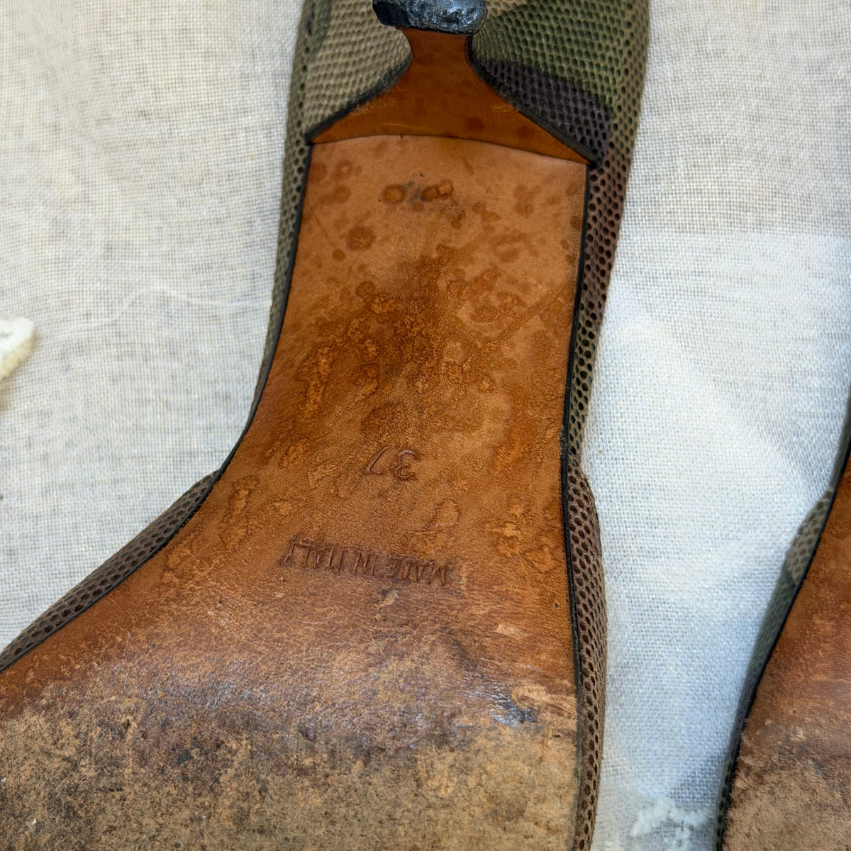 xovintage VINTAGE Christian Dior Camouflage Lizard-Embossed Padlock & Key HEELS - Shoes