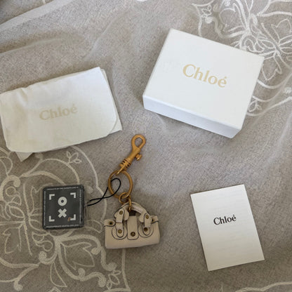 xovintage Chloé vintage 2000s keychain in ivory - Keychains