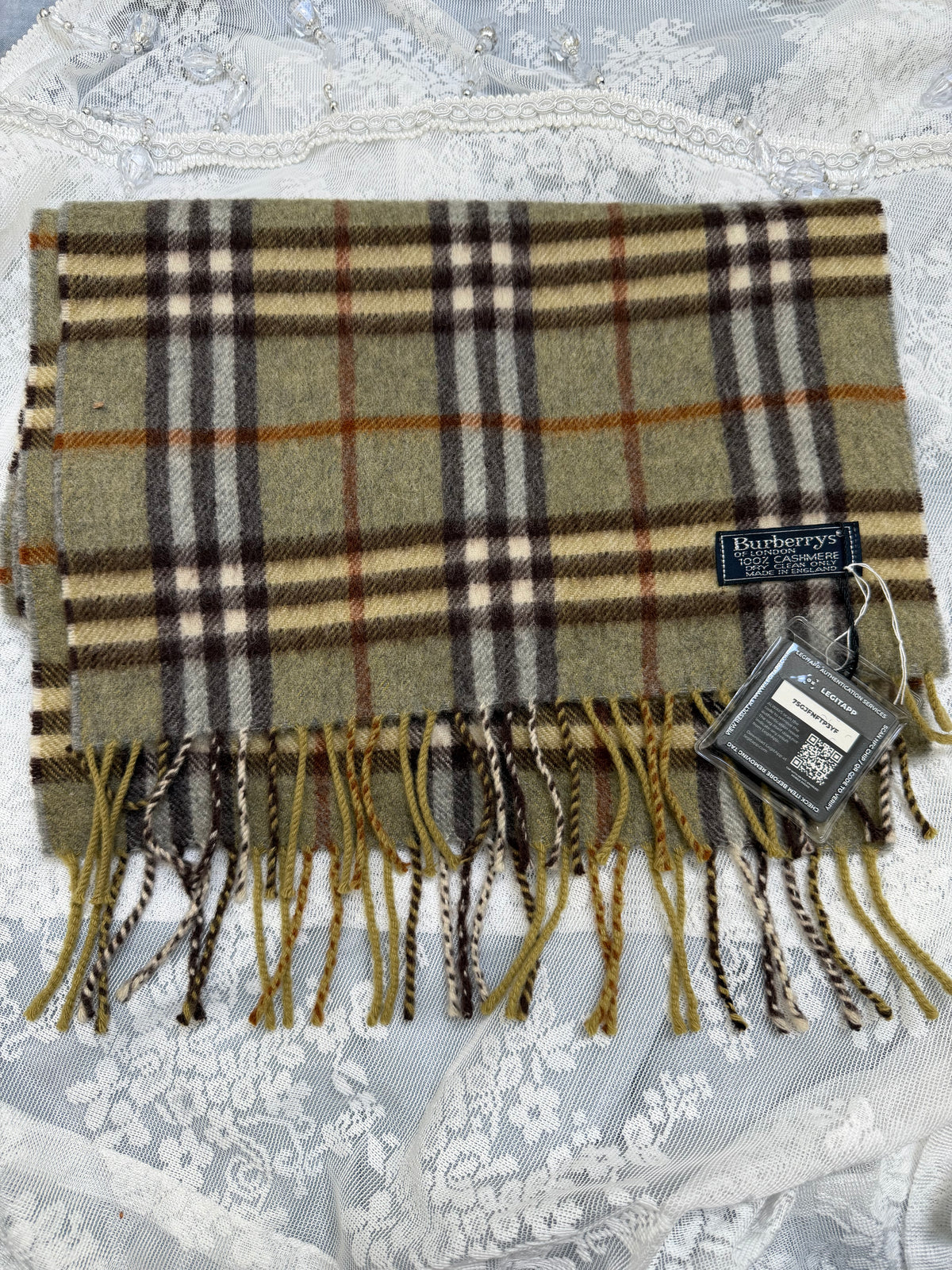 burberry 90s vintage pure cashmere scarf in khaki