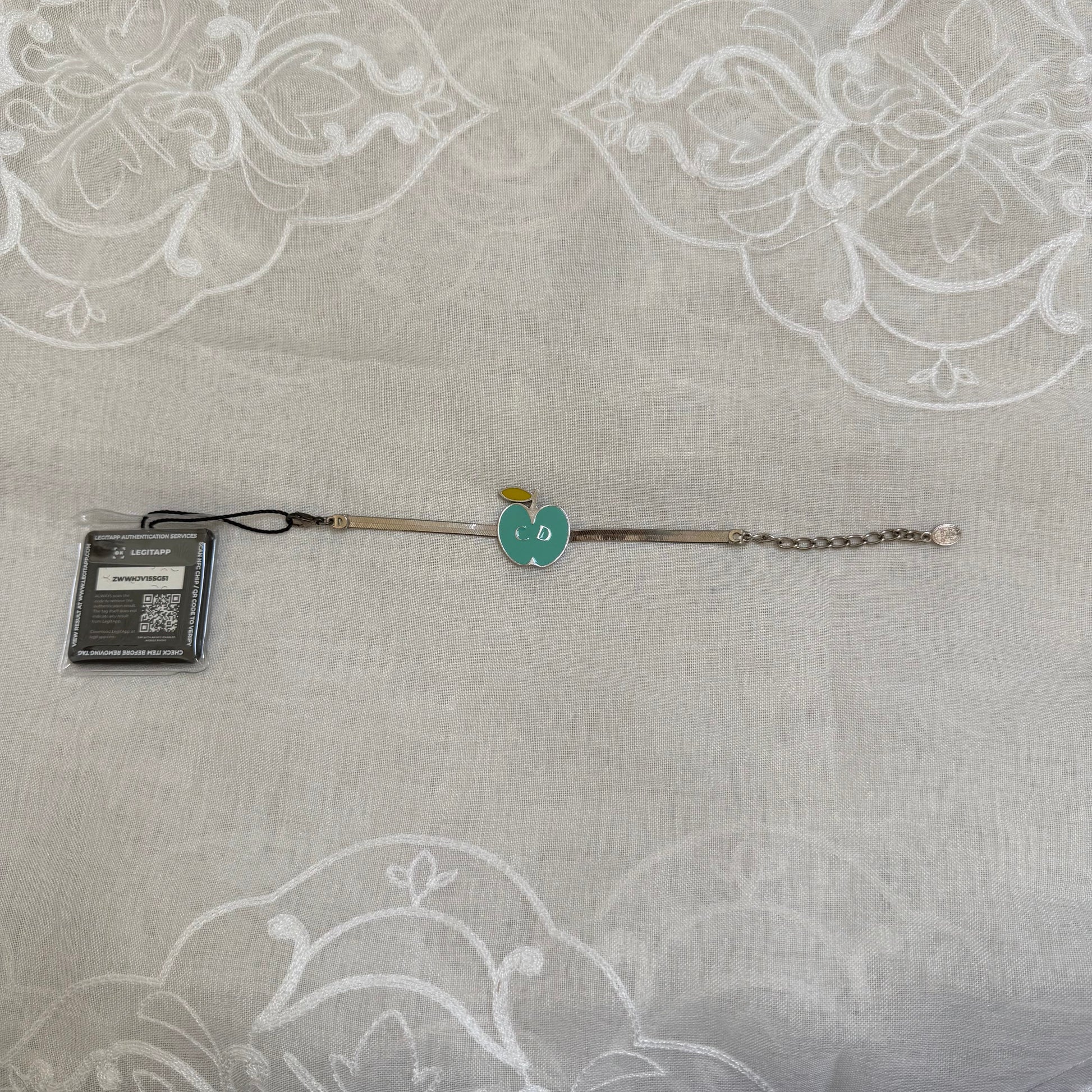 xovintage dior vintage big apple bracelet - Bracelets