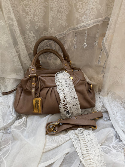 xovintage MARC BY MARC JACOBS BEIGE VINTAGE CLASSIC Q BAG - Handbags