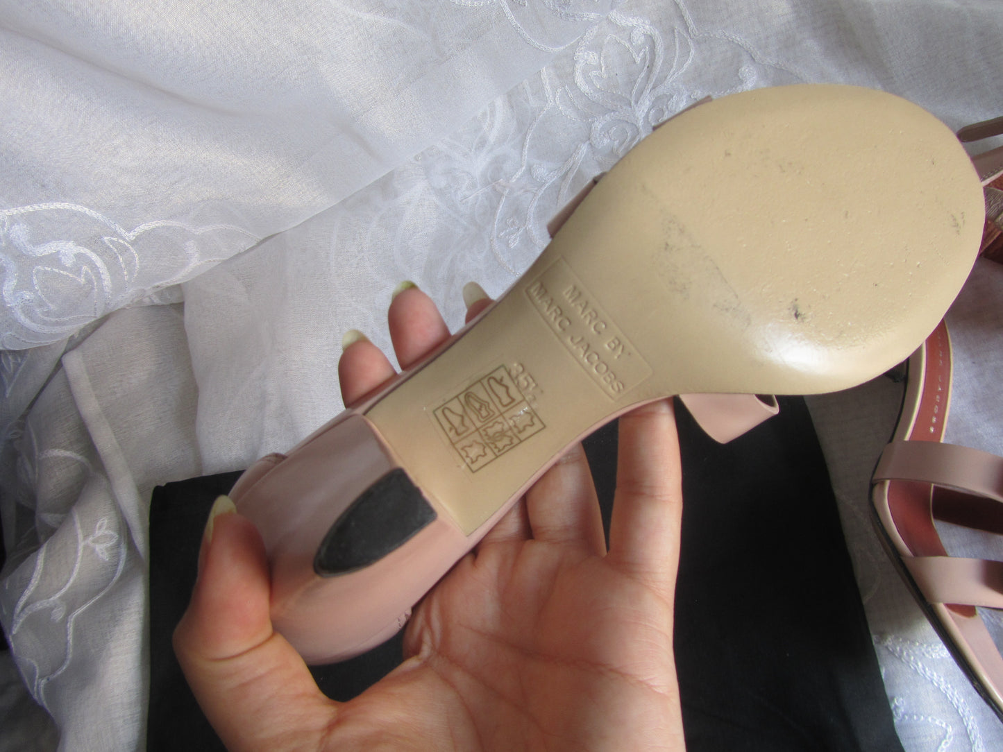 marc by marc jacobs girly kitten wedges (size 35.5)