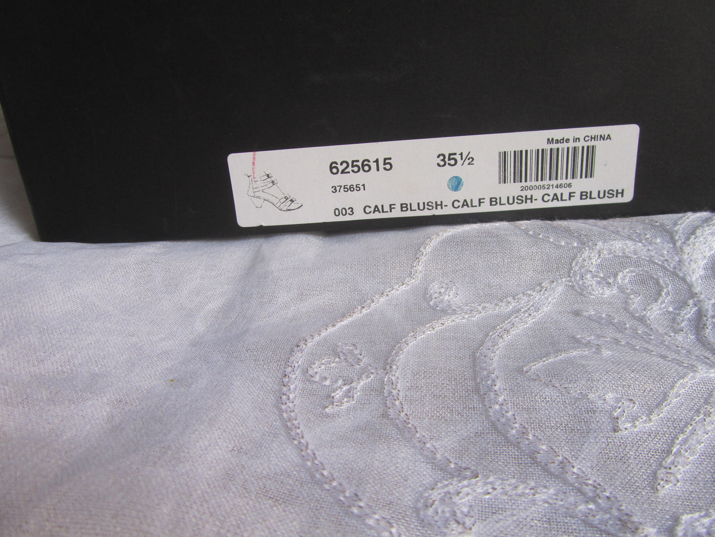 marc by marc jacobs girly kitten wedges (size 35.5)