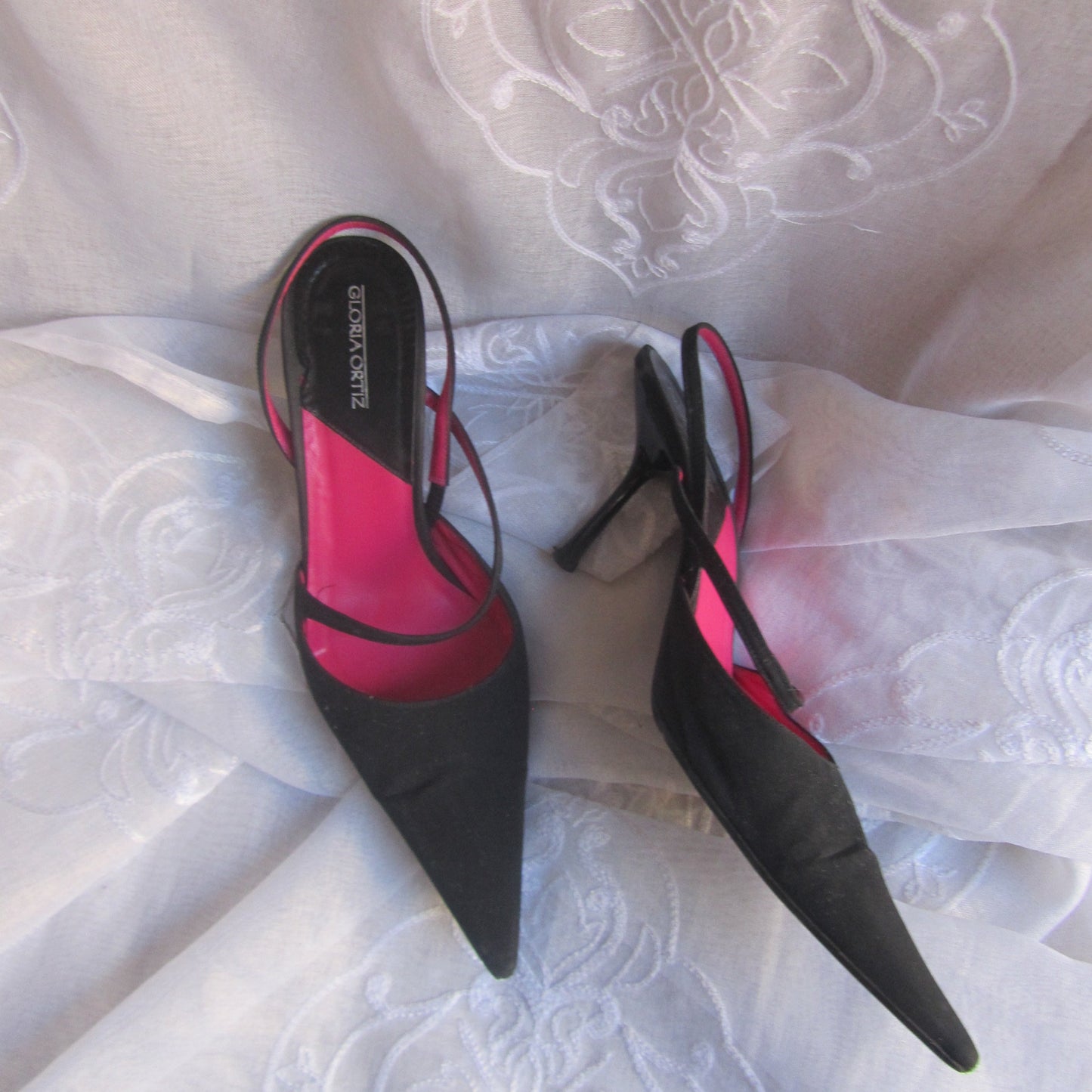 spanish vintage slingback kitten heels
