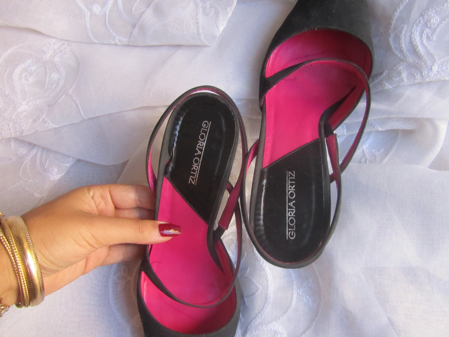 spanish vintage slingback kitten heels